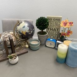Big Home Set Up! Moving In Or Looking For Cute Items! Whole Set! Globe, Candles, Sign, Flower, Plant, Book Ends, Shells, Glass Bowl Bookends