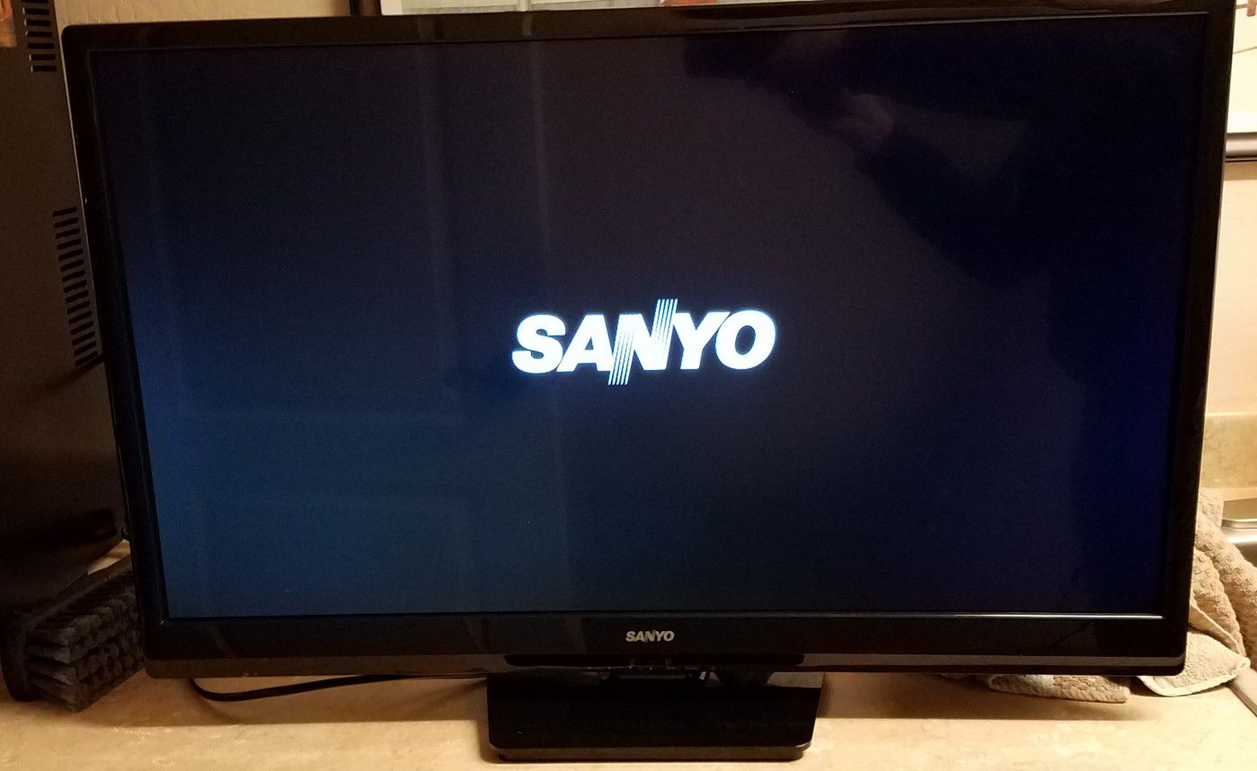 Sanyo 32 inch TV model FW32D06F