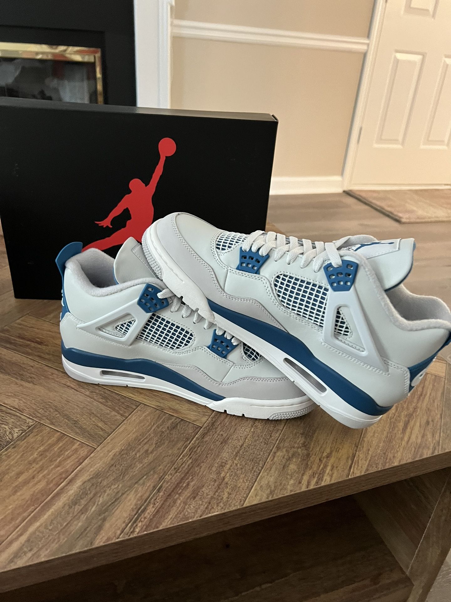 Jordan Retro 4 Militare Blue 