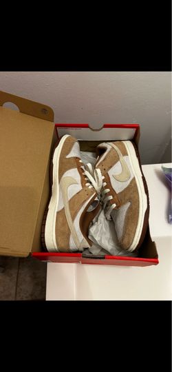 Nike Dunks size 11.5