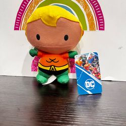 DC AQUAMAN 7 INCH BRAND NEW PLUSH DOLL