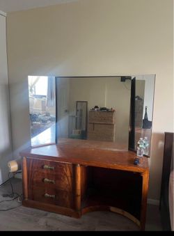 Vintage Solid Wood Vanity with Tri-Fold Mirror & Hidden Storage