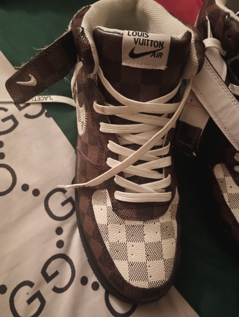 MEN'S LOUIS VUITTON LIMITED EDITION SIZE 12 for Sale in Kansas City, MO -  OfferUp