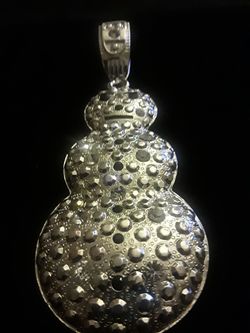 Snowman pendant. I will include a free chain with each pendant purchased. Brand New ONLY $30.