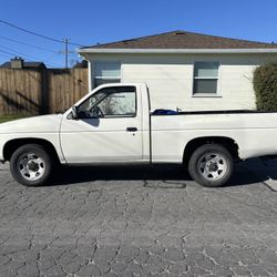 1989 Nissan Truck