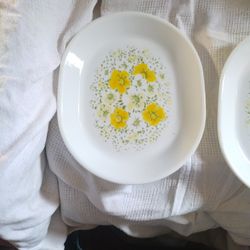 Correlle Platter Yellow Flowers 