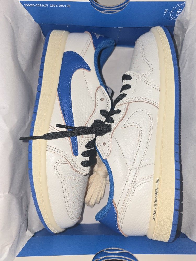 Travis Scott Jordan 1 Low Fragment Sail Military 3y