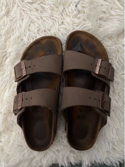 Birkenstocks sandal size 6