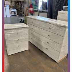 8 drawers dresser and nightstand / 8 drawers dresser and nightstand / Cajoneras