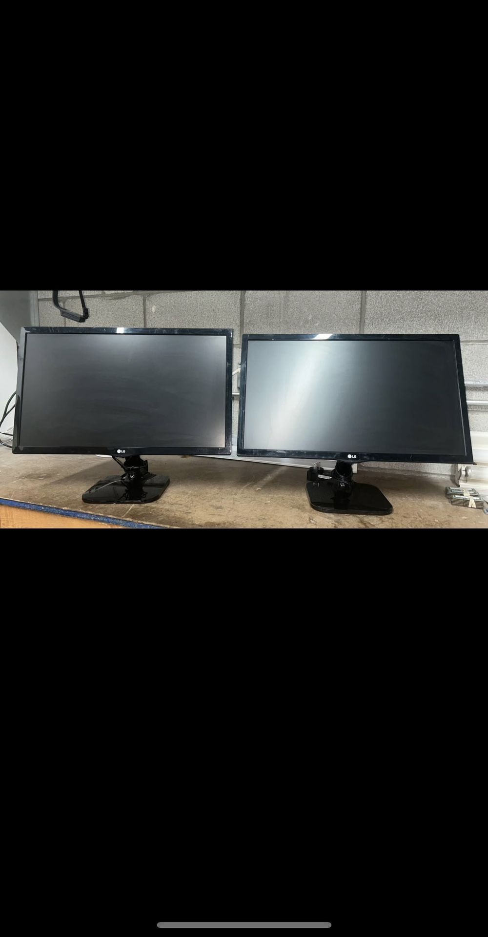 Dual (2) LG 24-Inch LED-lit Monitor 1920 x 1080