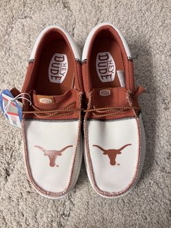 NWT Hey Dude Longhorns