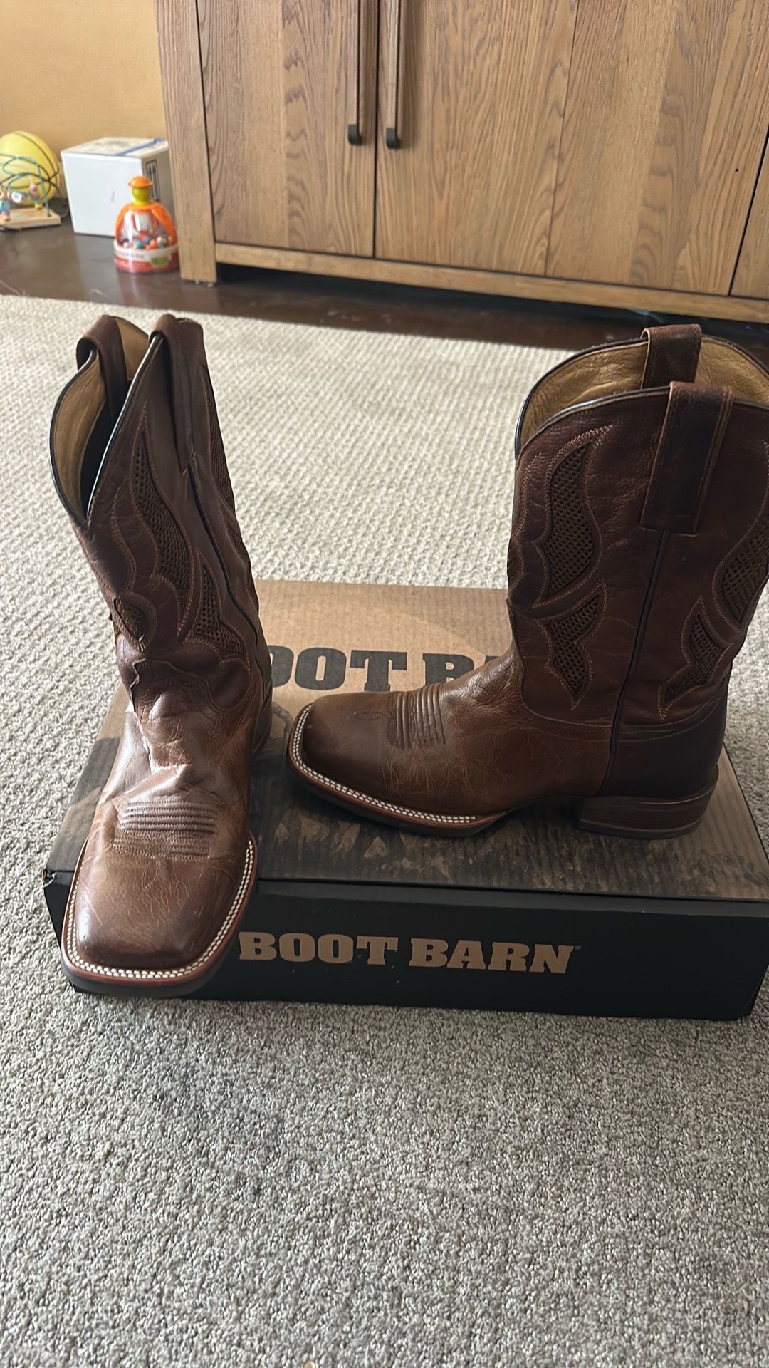 Men’s boots 8 1/2