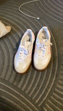 Kids shoes