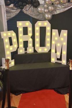 Marquee letters (PROM)