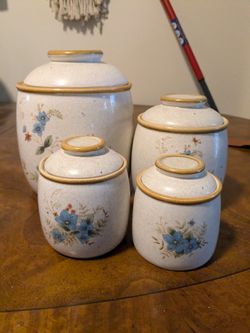 Mikasa Garden
Club Day Dream Set