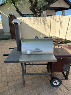 BBQ smoker