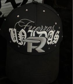 Fuerza regida/ 31 hats collab