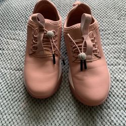 Clove Nursing Shoes Wide 6.5 