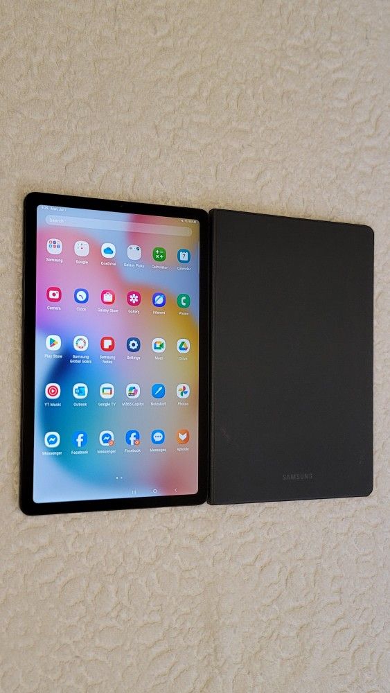 SAMSUNG GALAXY TAB S6 LITE WI-FI VERSION 64 GIGABYTES IN BLACK COLOR 10.5 INCHES.