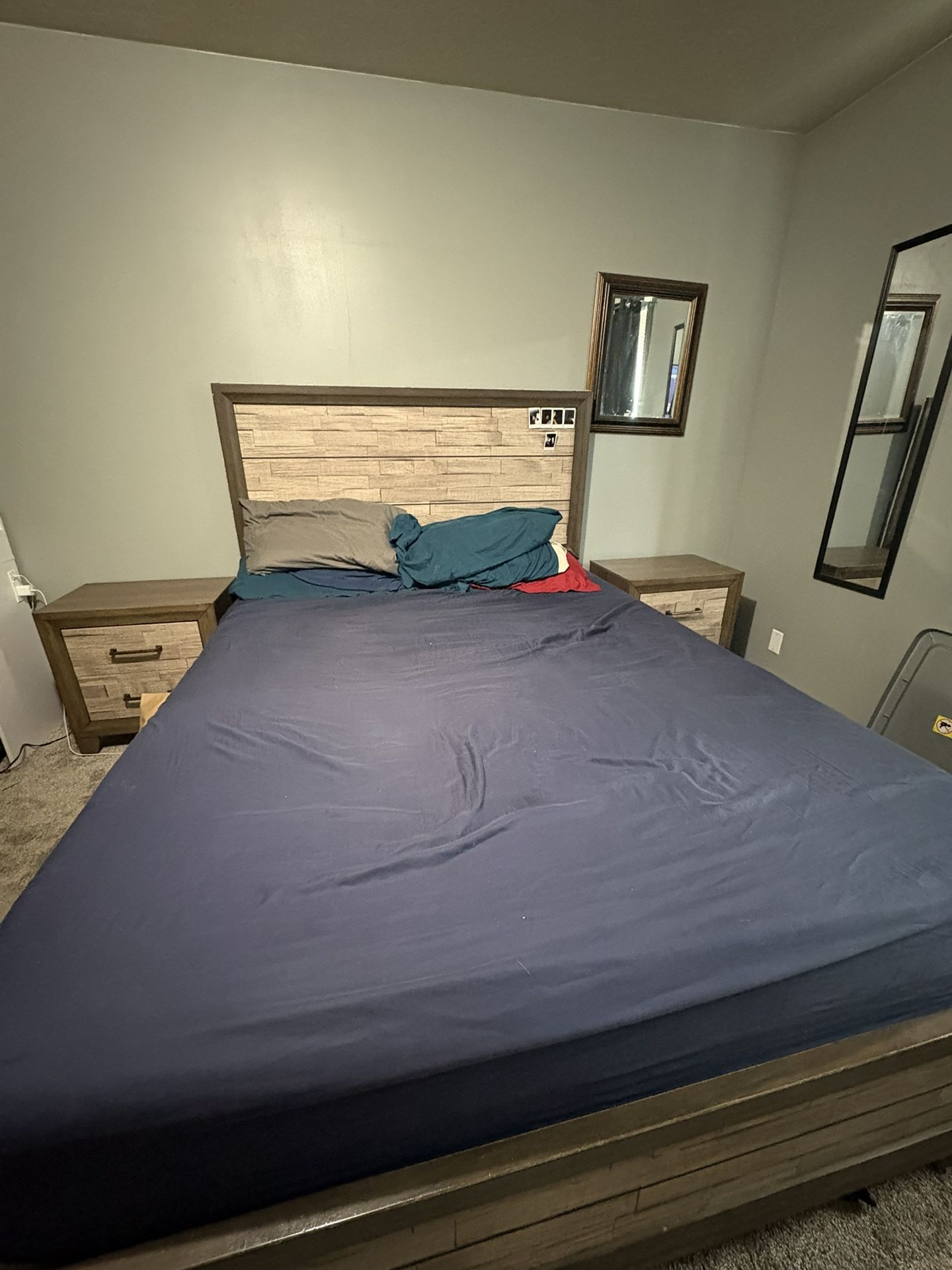 QUEEN BED FRAME AND 2 NIGHT STANDS