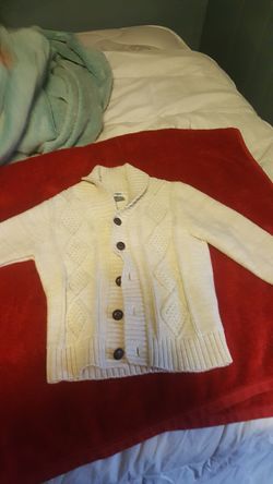 Boys size 3t old navy sweater
