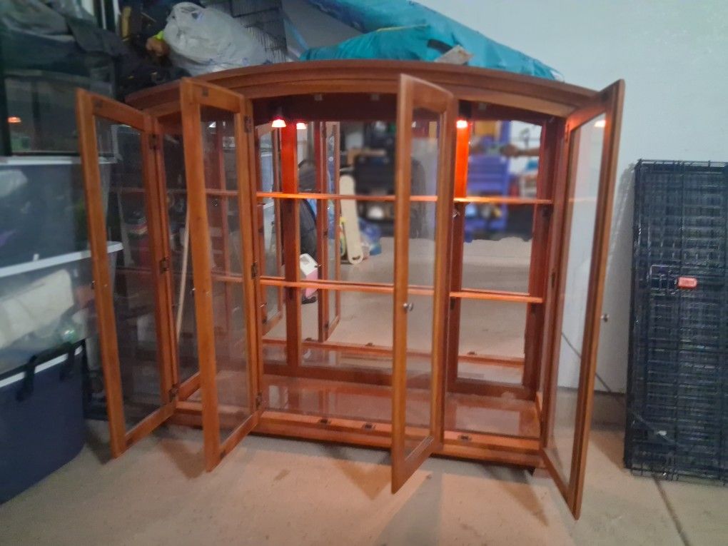 Display Cabinet
