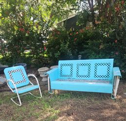 Incredible Bunting Vintage patio/porch set.