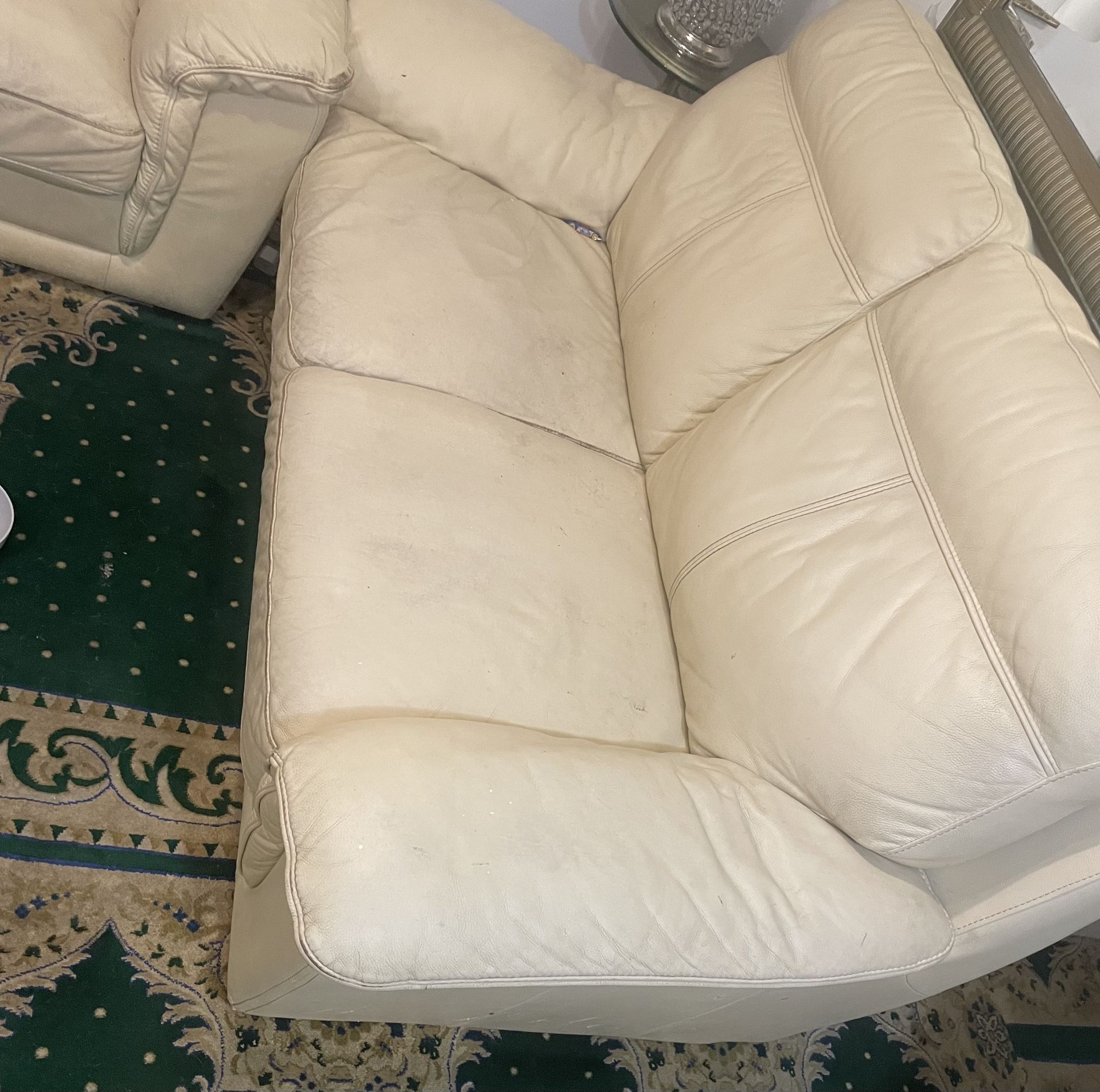 Sofia And Love Seat 
