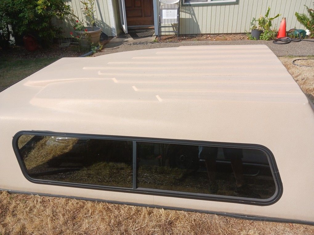 Camper
