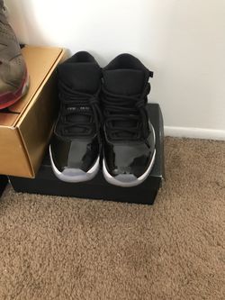 Jordan Space jam 11