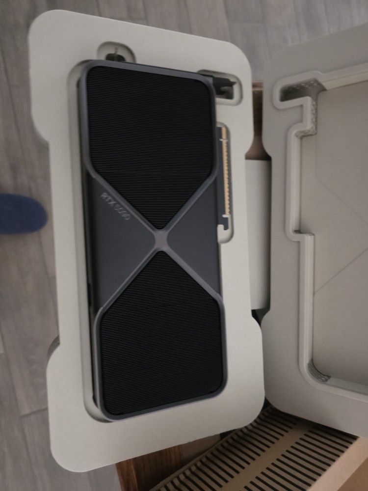 RTX 5090