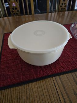 Tupperware 3 Qt Microwave Bowl & Seal ~ Stack Cooker