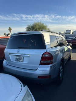2007 Mercedes GL450 AWD 7 Passenger Ready For A Test Drive Come With Smog And 30 Day Plate 702-843-8222 Carlos 
