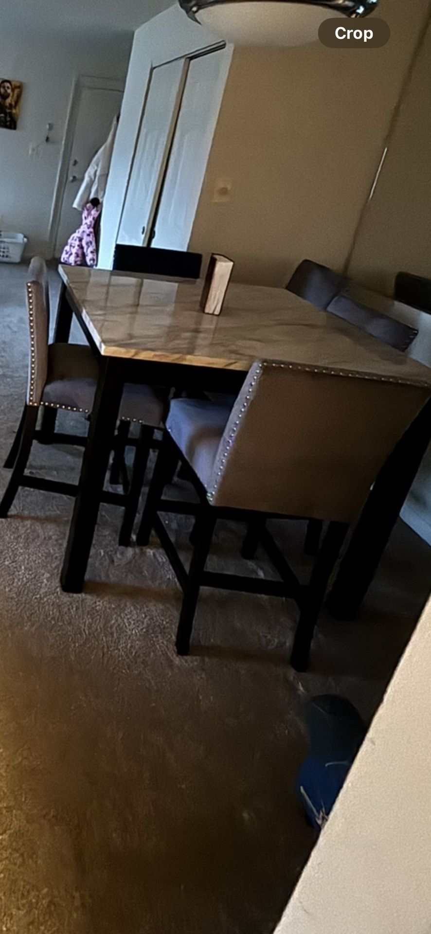 Table & 4 Chairs