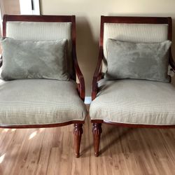 Set of 2 Elegant Wood Accent Chairs With Green/Beige Cushions
