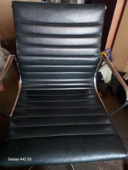 Herman Miller replica group management chair