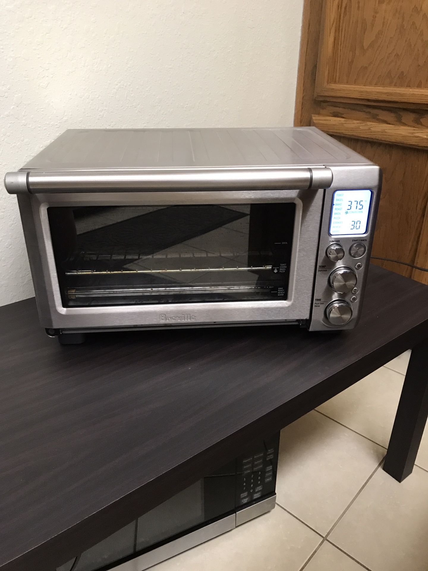 Breville Smart Oven Convection & Warming Plate for Sale in Salem, OR