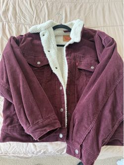 Levi's Sherpa Lined Corduroy Trucker Jacket Burgundy