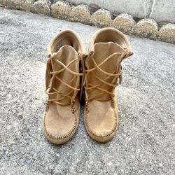 MINNETONKA Tan Leather Lace-Up Moccasin Boots - Cold Boot -Mens 8 -Single Fringe