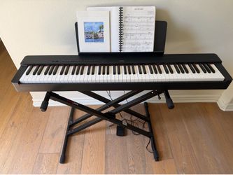 Yamaha P-225 Digital Piano