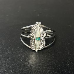 Mother of pearl bracelet