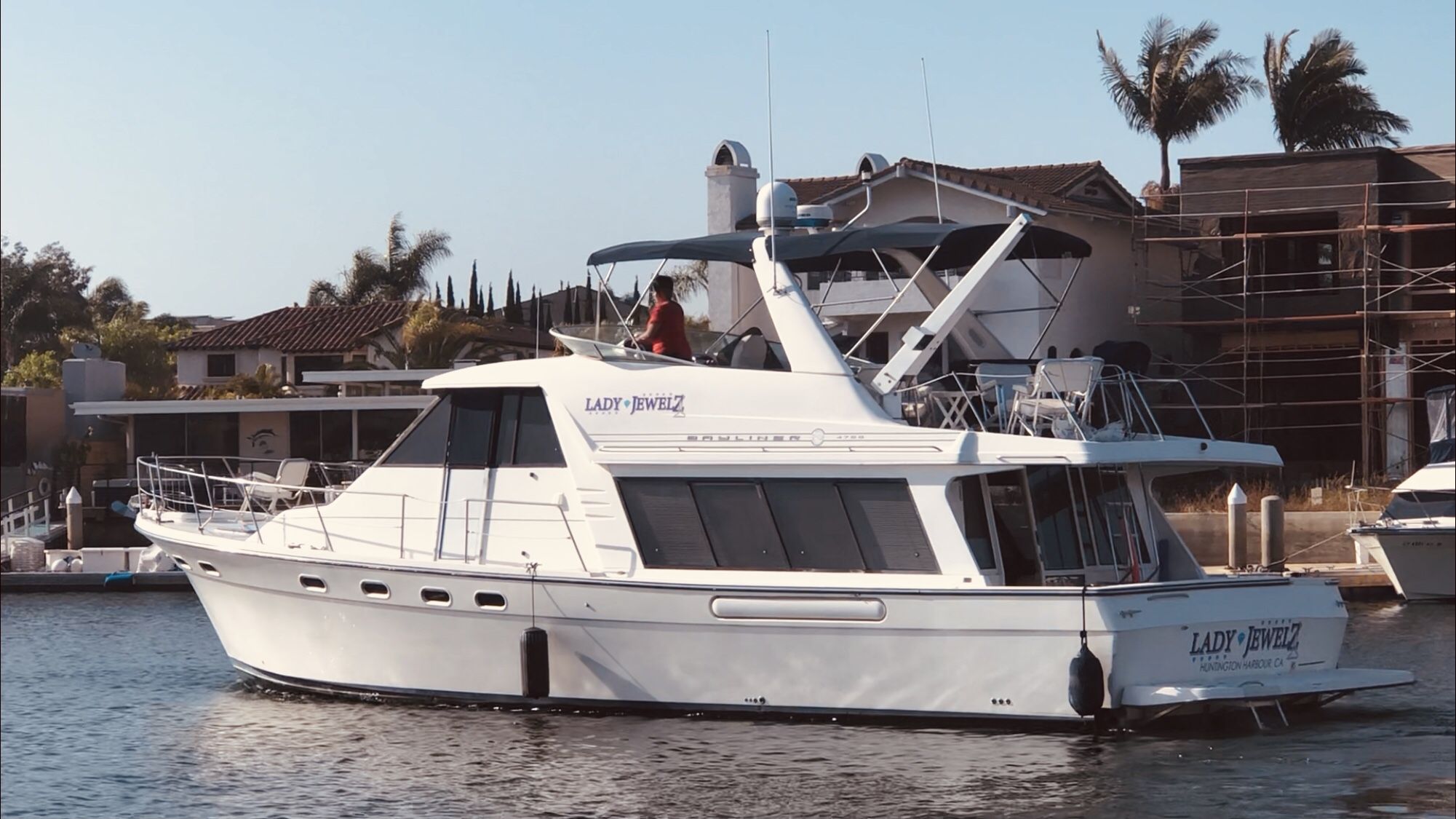 2000 Bayliner 4788 Pilothouse