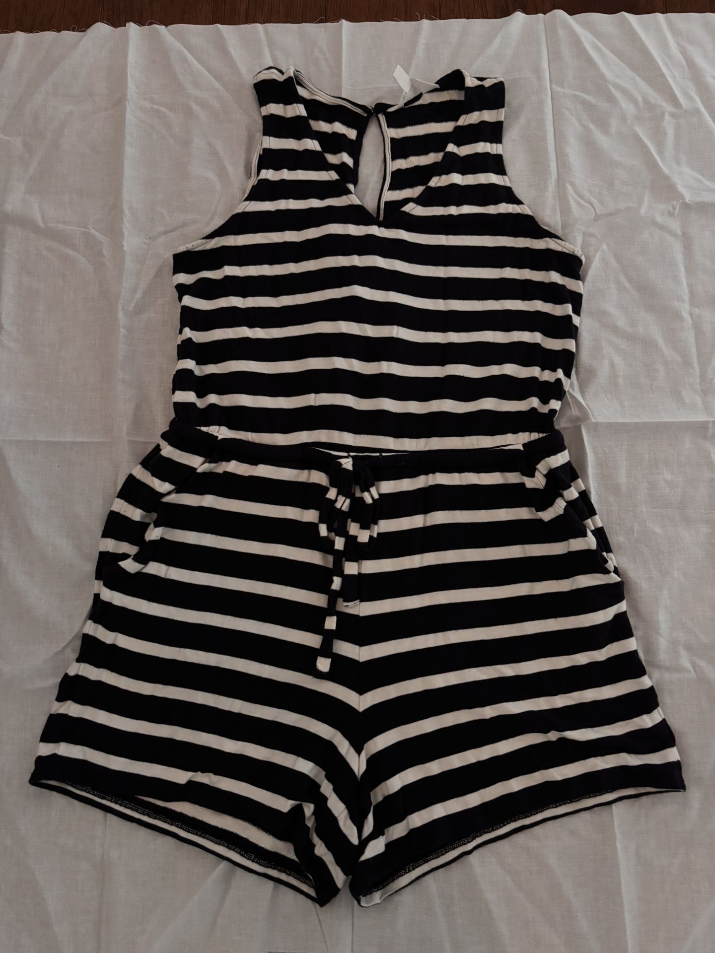 Sleeveless Short Jumpsuit