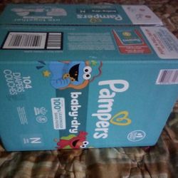 New Born Pampers $15