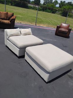 Lounge chair sofa loveseat ottoman modern - delivery available