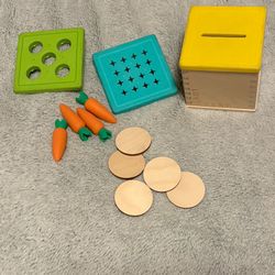Lovevery Montessori Wooden coin and carrot bank set