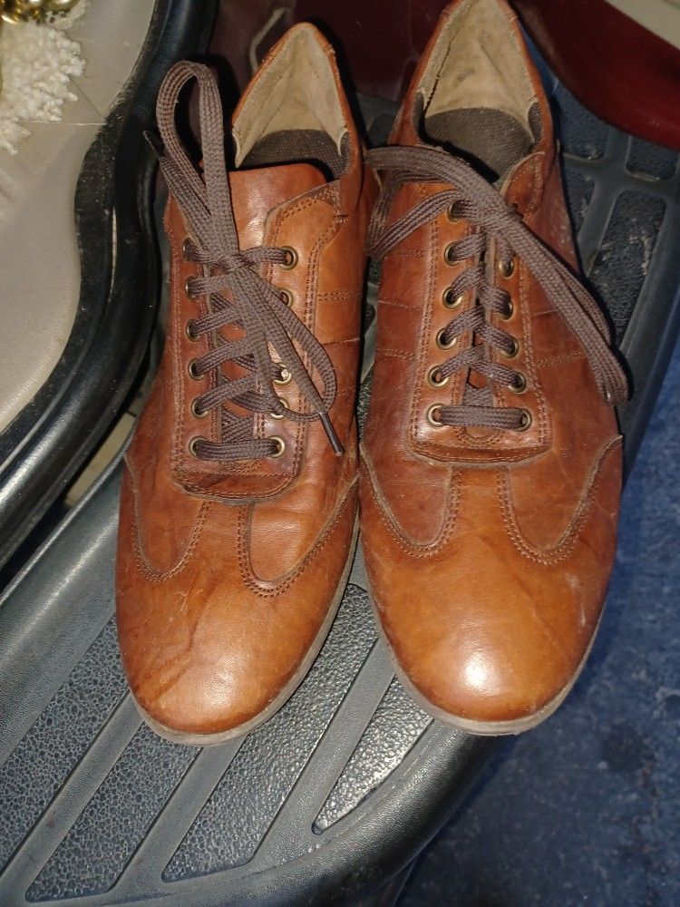 London Patent Leather Lace Up Loafers