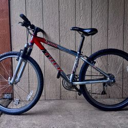 TREK Aluminum Mountain Bikes 26”