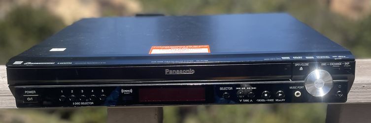Brand/Model: Panasonic SA-PT750Media Formats: 5-Disc Carousel Changer supporting DVD-Video, CD, CD-R/RW, MP3, and WMA https://offerup.com/redirect/?o=