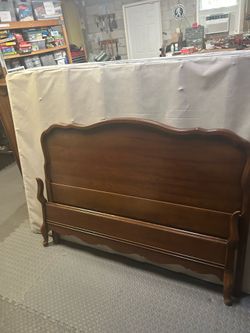 Free Full size 5 piece bedroom set